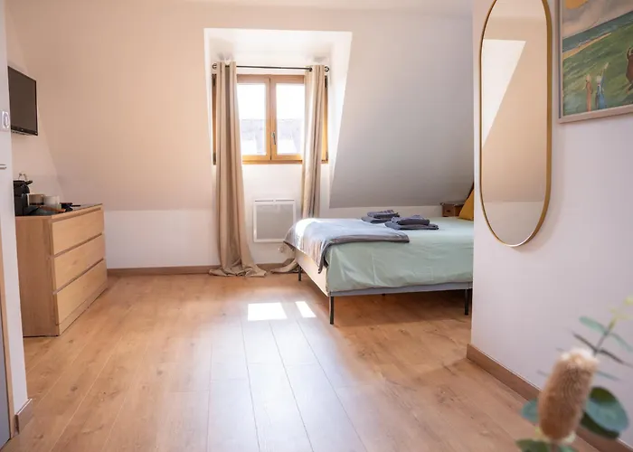 Rose Des Vents Bed & Breakfast 3*